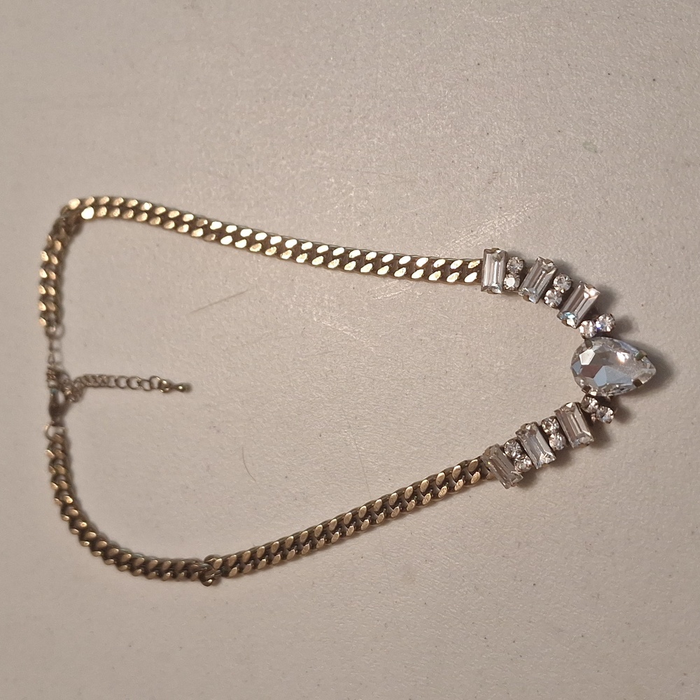 Chunky rhinestone necklace